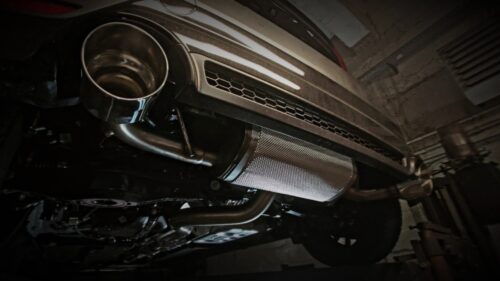 128-324ZV_115_1 Panela de Escape Toyota Yaris GR 2024